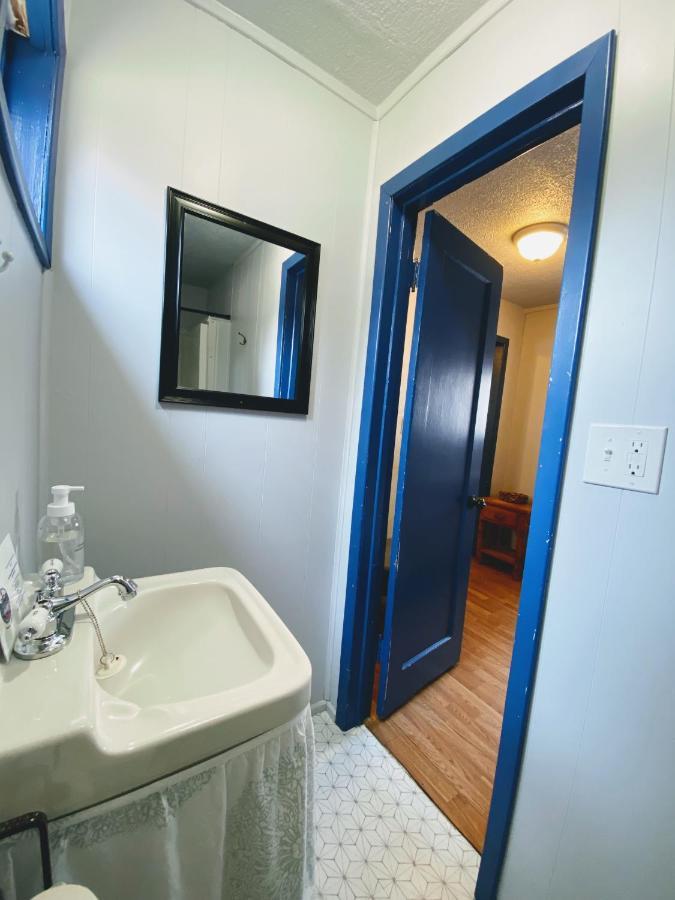 Flathead Lake Resort Woods Bay 外观 照片