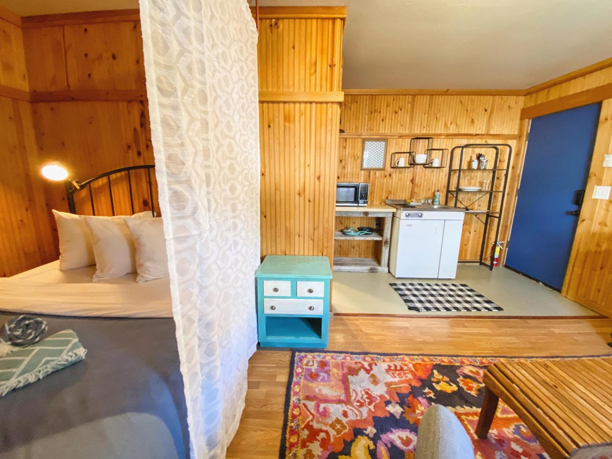 Flathead Lake Resort Woods Bay 外观 照片